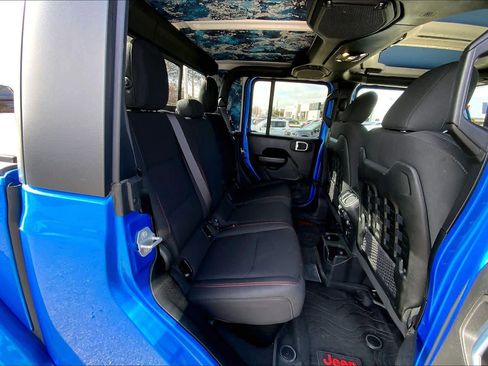 Used 2021 Jeep Gladiator Rubicon w/ Trailer Tow Package image 19