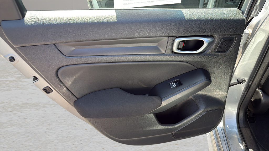 Used 2023 Honda Civic Sport image 14