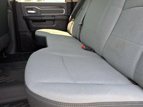 Used 2019 RAM 2500 Big Horn AWD/4WD image 14