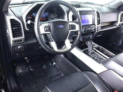 Used 2019 Ford F150 Lariat w/ Equipment Group 502A Luxury image 9