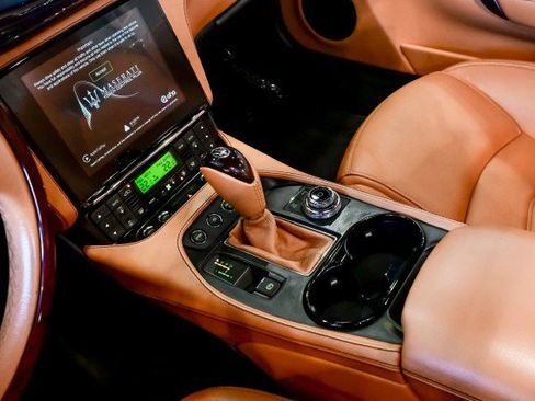 Used 2018 Maserati GranTurismo Sport image 29