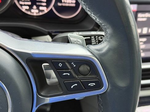 Used 2019 Porsche Cayenne S image 38