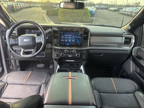 Used 2024 Ford F250 Platinum image 28