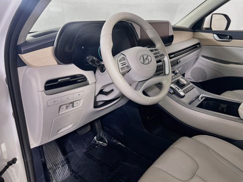 Used 2023 Hyundai Palisade Limited AWD/4WD image 9