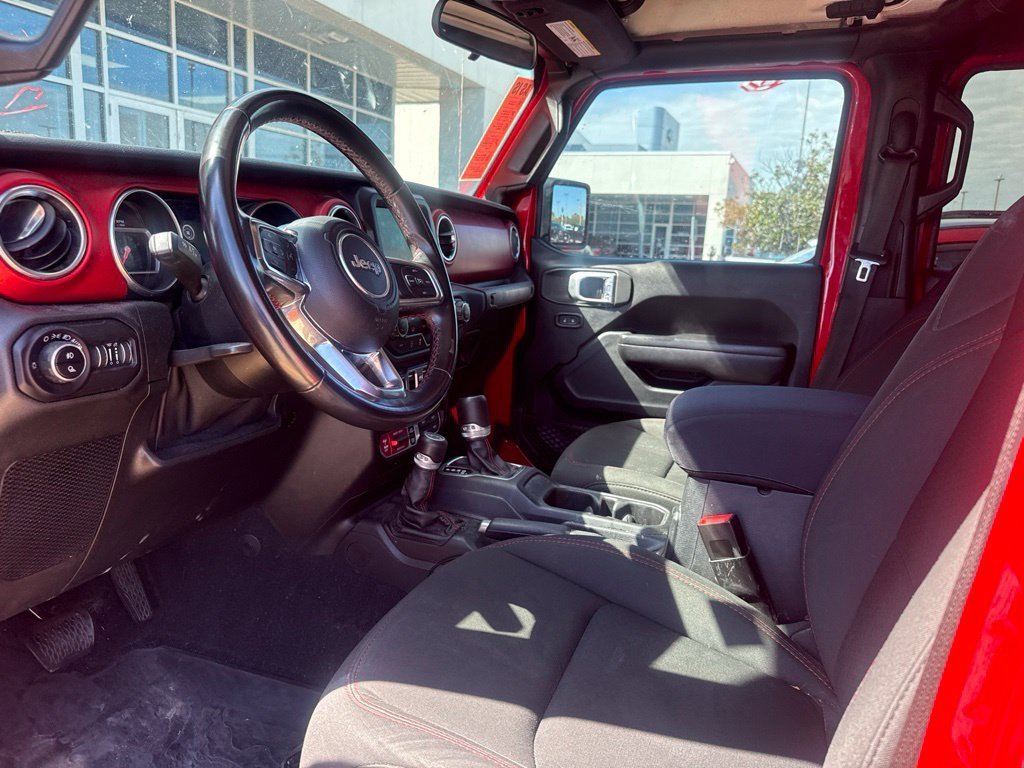 Used 2020 Jeep Gladiator Rubicon w/ Trailer Tow Package AWD/4WD image 8