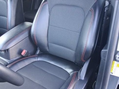 Used 2025 Ford Escape ST-Line Select AWD/4WD image 18