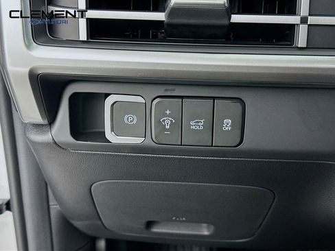 New 2026 Hyundai Santa Fe SE image 12