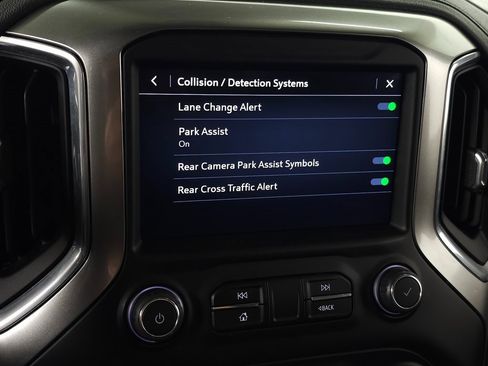 Used 2021 Chevrolet Silverado 1500 LT Trail Boss w/ Convenience Package II image 28