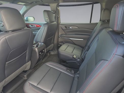 New 2026 Chevrolet Traverse Z71 w/ Enhanced Driving Package AWD/4WD image 33
