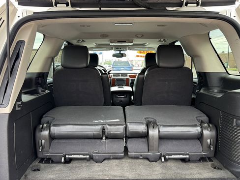 Used 2014 Chevrolet Tahoe LTZ AWD/4WD image 8