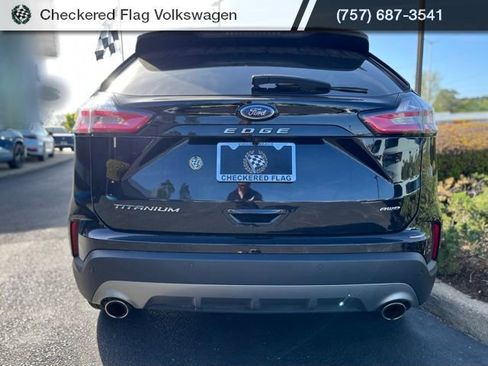 Used 2024 Ford Edge Titanium AWD/4WD image 10