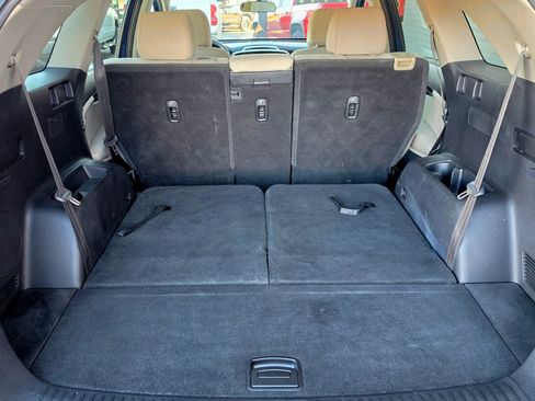 Used 2017 Kia Sorento LX image 19