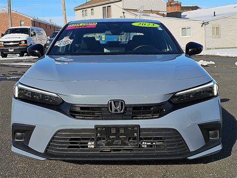 Used 2023 Honda Civic Sport image 2