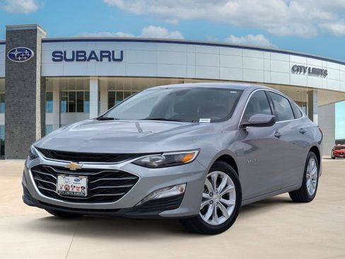 Used 2024 Chevrolet Malibu LT FWD image 1