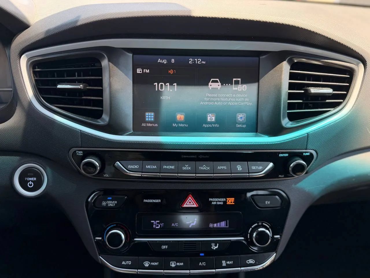 Used 2019 Hyundai Ioniq Electric FWD image 50