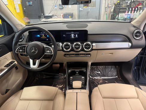 Certified 2023 Mercedes-Benz GLB 250 4MATIC image 20