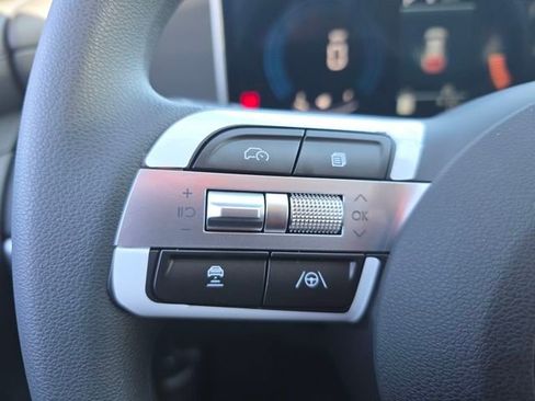 New 2026 Hyundai Tucson SE image 23