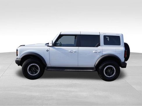 Used 2025 Ford Bronco Outer Banks w/ Sasquatch Package image 9