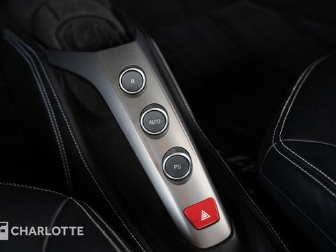 Used 2017 Ferrari 488 Spider image 30