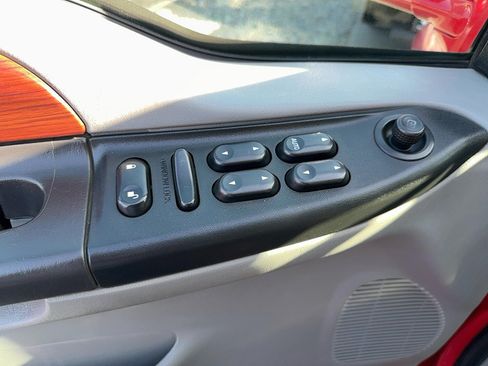 Used 2006 Ford F450 Lariat AWD/4WD image 17