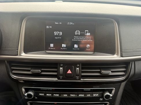 Used 2018 Kia Optima LX image 18