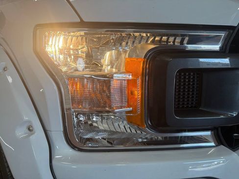 Used 2019 Ford F150 XLT w/ Equipment Group 302A Luxury AWD/4WD image 9