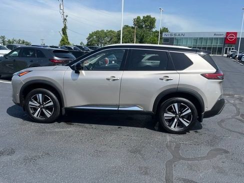 Certified 2023 Nissan Rogue SL w/ SL Premium Package AWD/4WD image 2