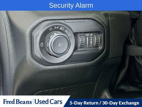 Used 2022 Jeep Wrangler Unlimited Sport AWD/4WD image 15
