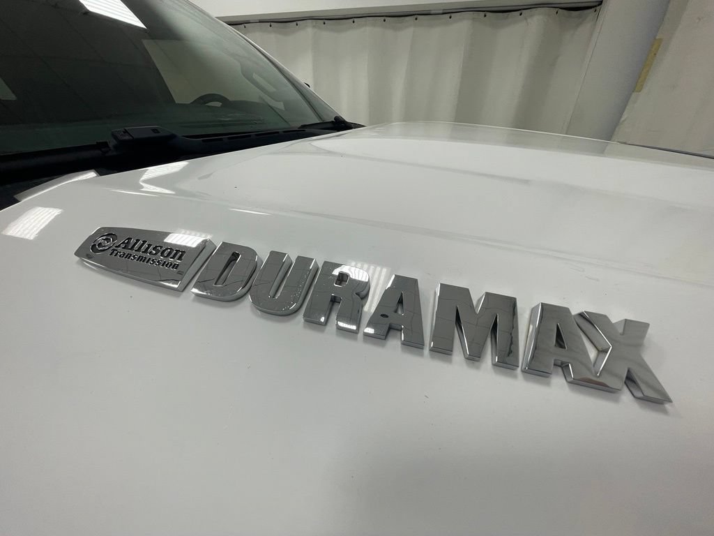 Used 2017 Chevrolet Silverado 2500 LT w/ LT Convenience Package AWD/4WD image 4