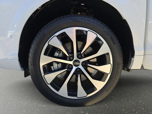 New 2026 Audi Q3 quattro 2.0T AWD/4WD image 33