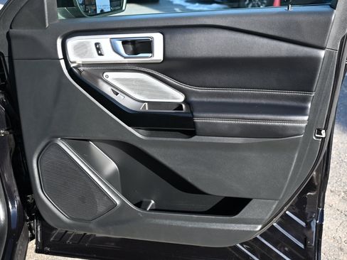 Used 2021 Ford Explorer ST w/ Equipment Group 401A image 28