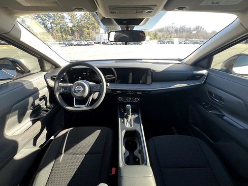 New 2026 Nissan Kicks S image 17