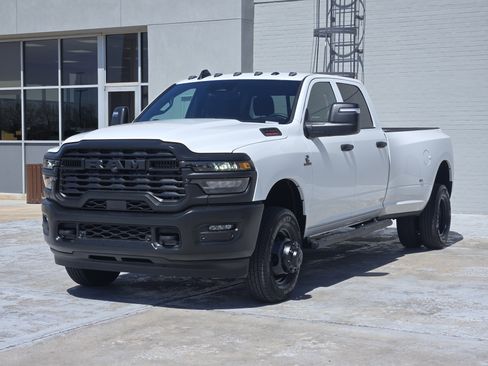 New 2026 RAM 3500 Tradesman AWD/4WD image 2