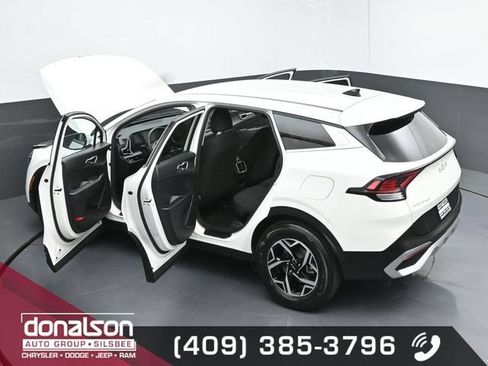 Used 2025 Kia Sportage LX FWD image 26
