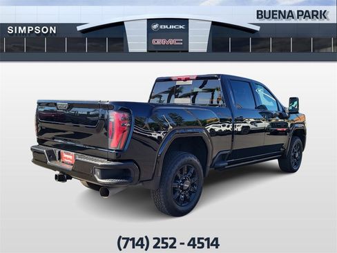 Used 2025 GMC Sierra 2500 AT4 w/ AT4 Premium Plus Package image 8