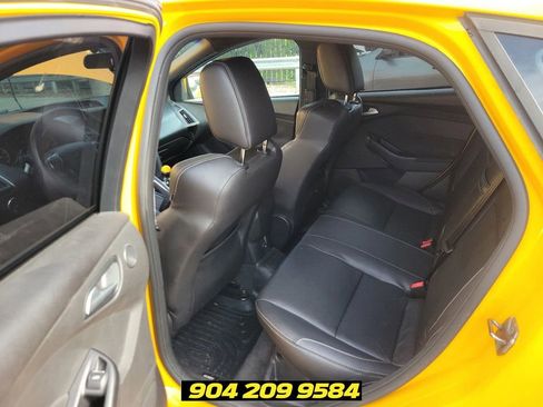 Used 2013 Ford Focus ST FWD image 3