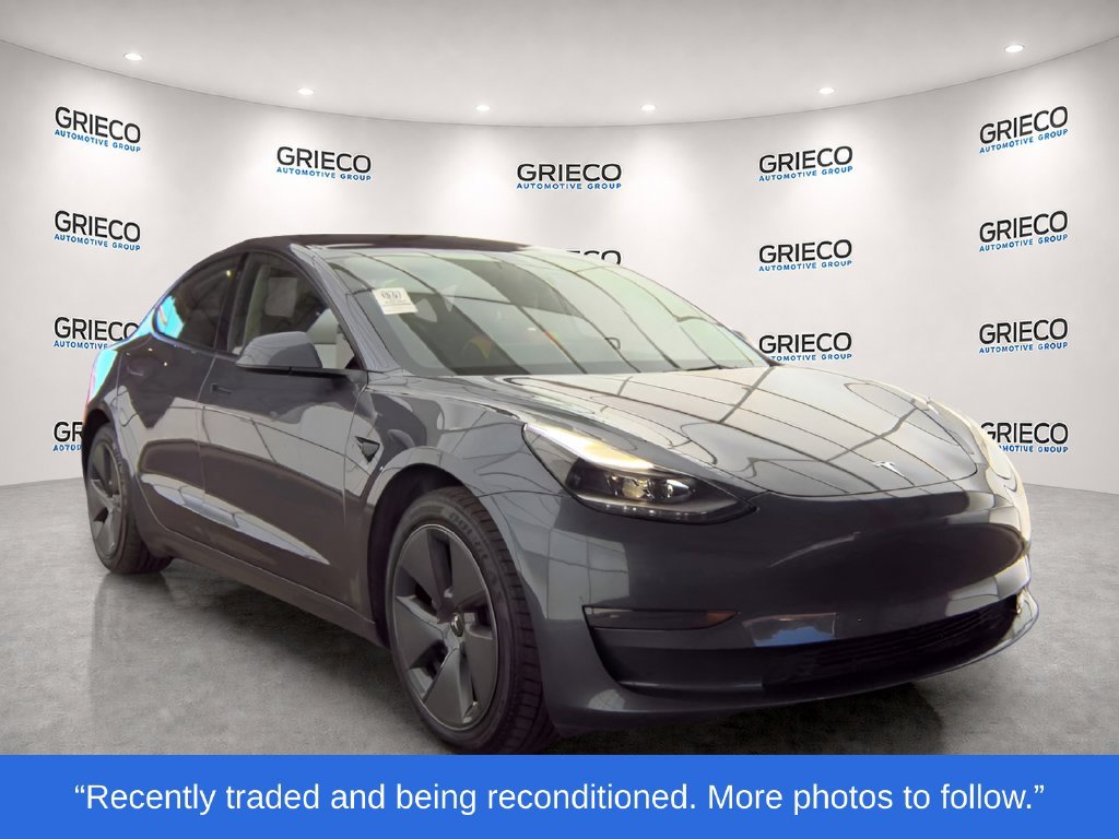 Used 2023 Tesla Model 3 Standard Range RWD image 1