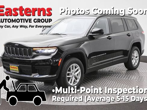 Used 2022 Jeep Grand Cherokee L Laredo w/ Luxury Tech Group I AWD/4WD image 1