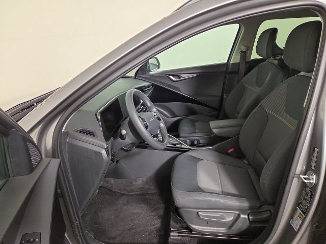 Certified 2025 Kia Niro LX FWD image 11
