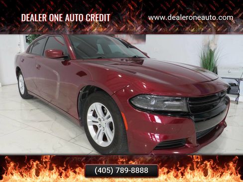 Used 2017 Dodge Charger SE w/ Popular Equipment Group image 1
