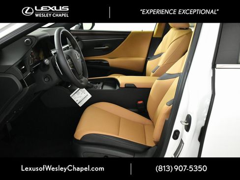 New 2025 Lexus ES 350 w/ Premium Package image 6