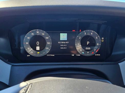 New 2026 Land Rover Range Rover Velar Dynamic SE image 27