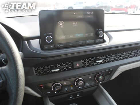 Used 2023 Honda Accord EX image 16