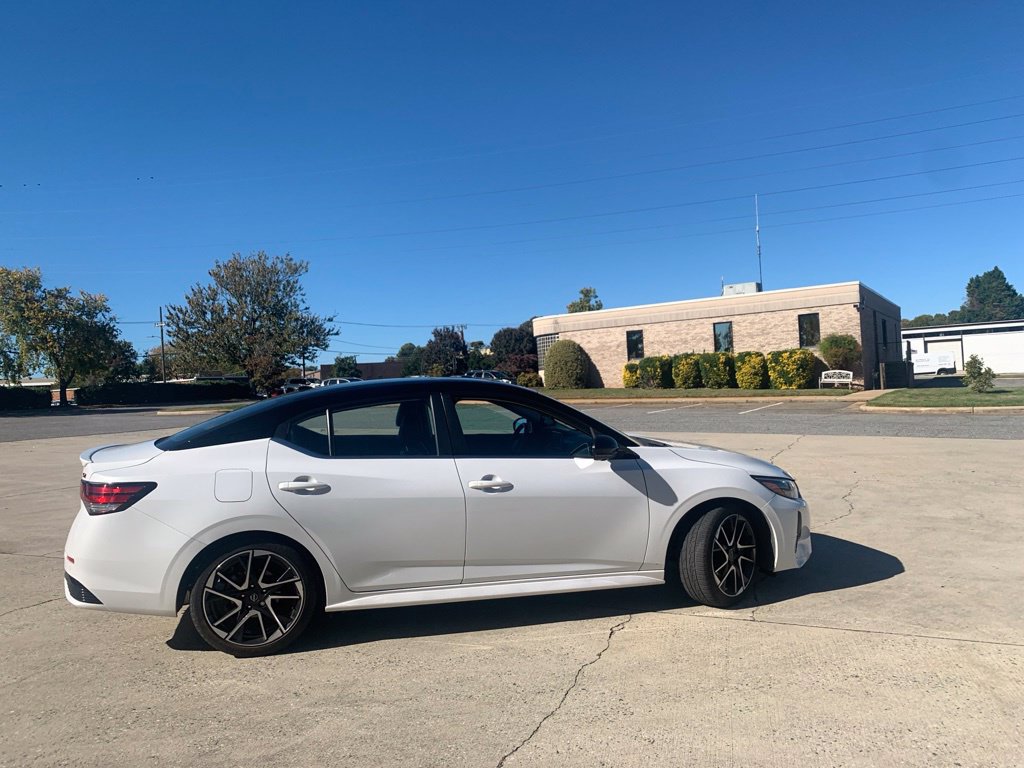 Used 2024 Nissan Sentra SR w/ SR Premium Package FWD image 12