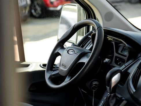 Used 2016 Ford Transit 350 XL image 11