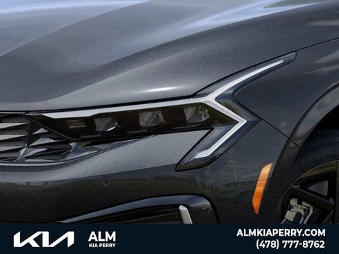 New 2026 Kia K5 LXS FWD image 10