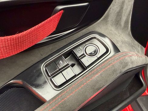 Used 2016 Porsche Cayman GT4 RWD image 10