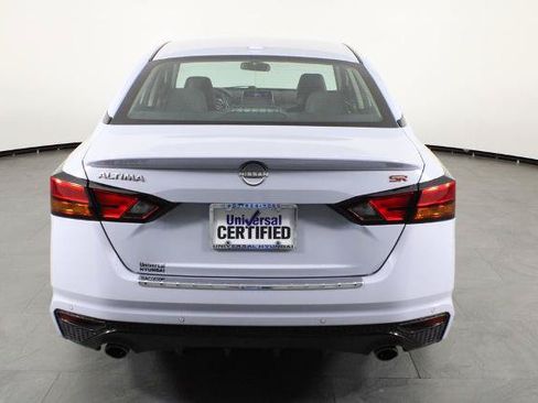 Certified 2023 Nissan Altima 2.5 SR FWD image 11