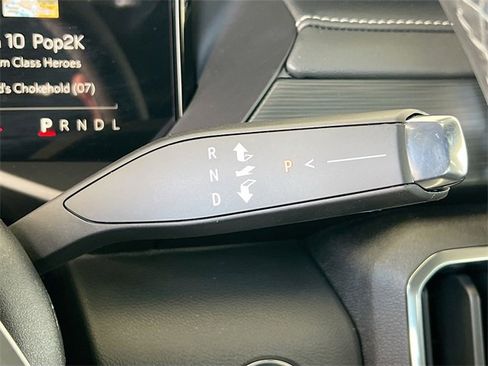 New 2026 GMC Acadia Elevation image 12