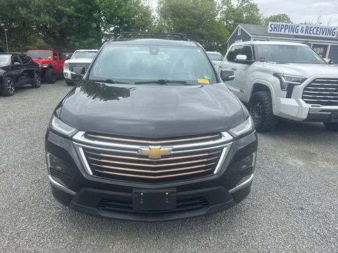 Used 2023 Chevrolet Traverse High Country w/ LPO, Cargo Package AWD/4WD image 2